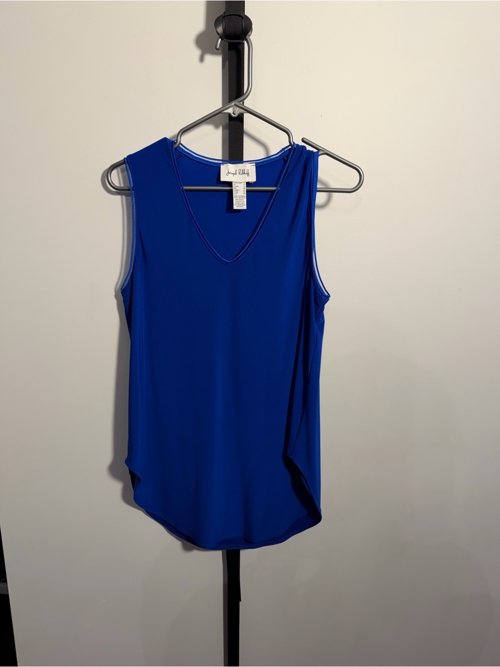 EUC - Joseph Ribkoff size 10 Royal Blue V-Neck Sleeveless Top
